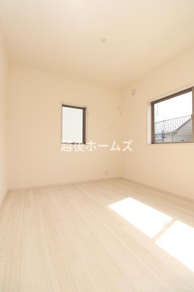 新潟市西区小針５丁目の中古一戸建て