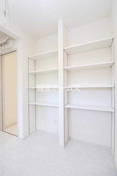 新潟市西区小針５丁目の中古一戸建て