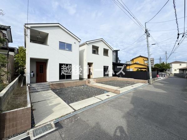 新潟市西区小針５丁目の中古一戸建て