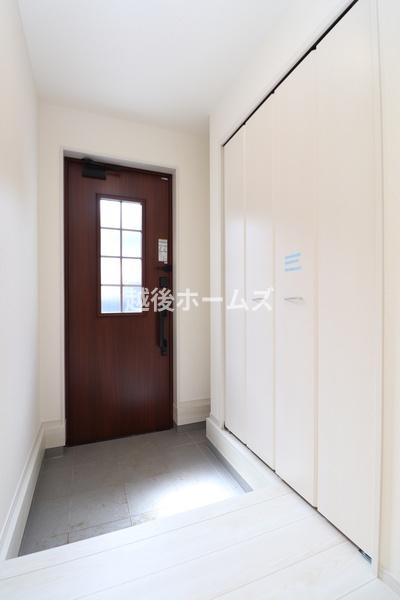 新潟市西区小針５丁目の中古一戸建て