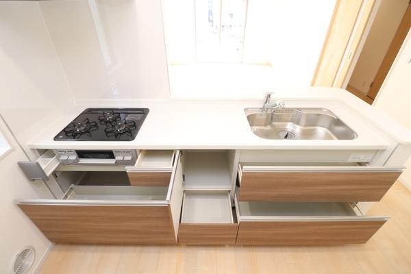 新潟市西区小針５丁目の中古一戸建て