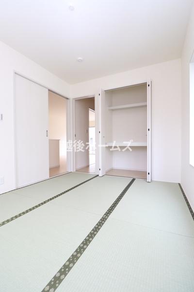 新潟市西区小針５丁目の中古一戸建て