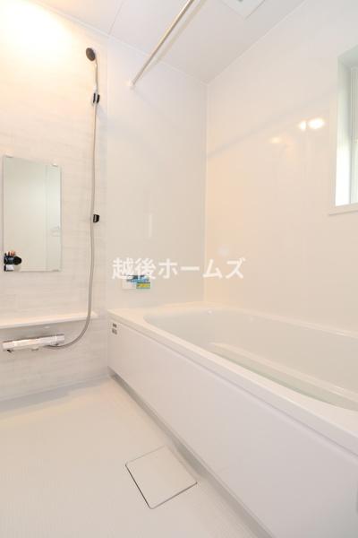 新潟市北区つくし野２丁目の中古一戸建て