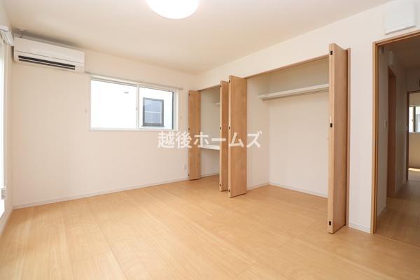 新潟市北区つくし野２丁目の中古一戸建て