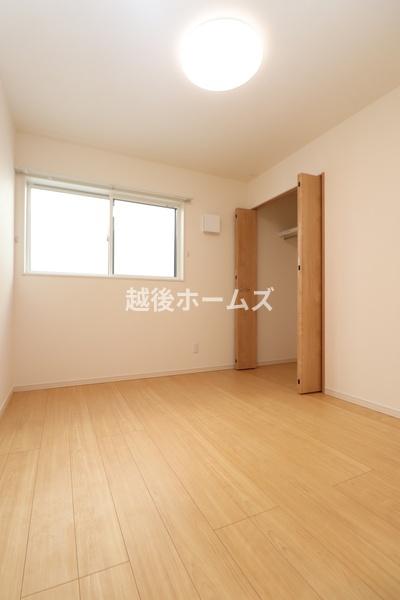 新潟市北区つくし野２丁目の中古一戸建て