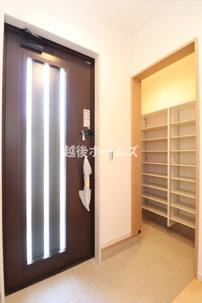 新発田市中央町４丁目の中古一戸建て