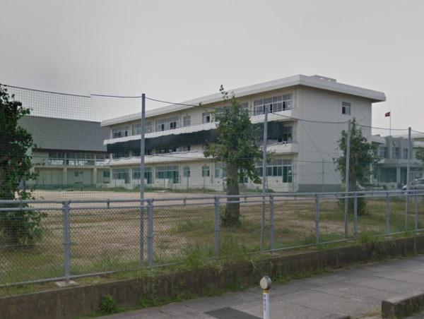 新発田市御幸町4丁目の中古一戸建て(新発田市立第一中学校)