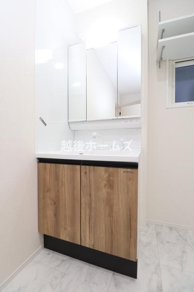 新潟市北区松浜新町の中古一戸建て