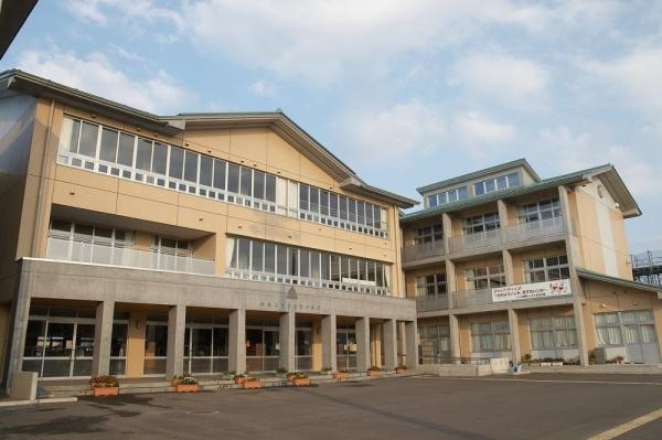 糸魚川市大字須沢の土地(糸魚川市立田沢小学校)