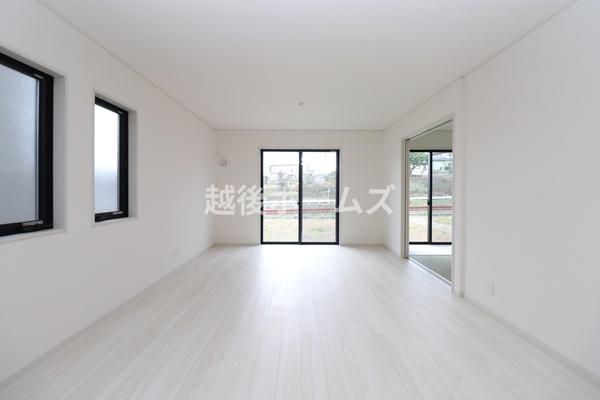 上越市国府２丁目の中古一戸建て