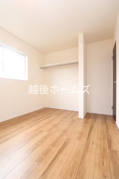 新築戸建　上越市佐内町　グラファーレ　全１棟