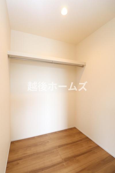 新築戸建　上越市佐内町　グラファーレ　全１棟