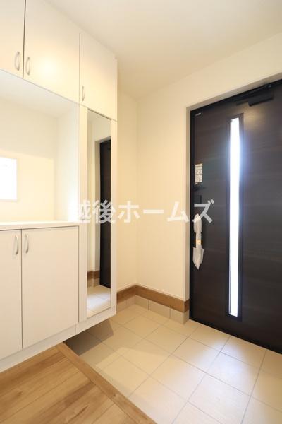 新築戸建　上越市佐内町　グラファーレ　全１棟