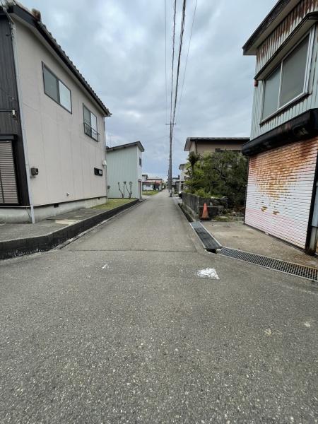 売地　上越市国府３丁目