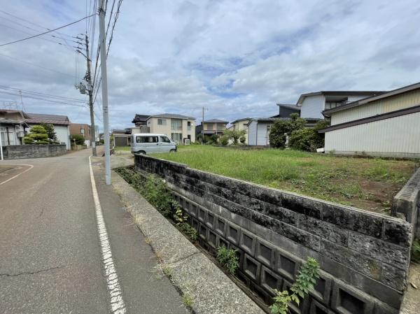 売地　上越市東城町３丁目