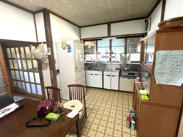 柏崎市西山町五日市の中古一戸建て