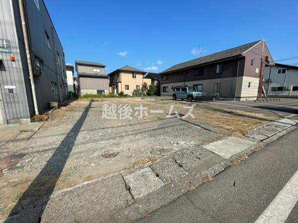 売地　上越市春日新田３丁目