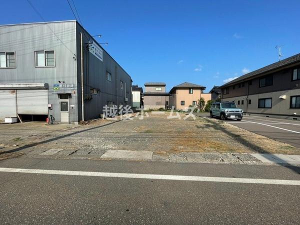 売地　上越市春日新田３丁目