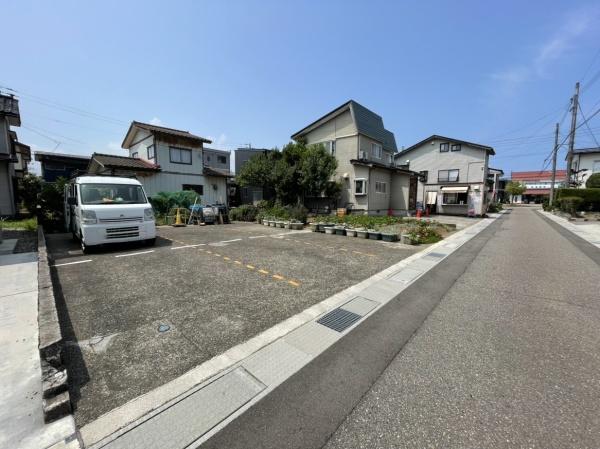 売地　上越市春日山町３丁目