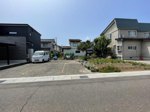 上越市春日山町３丁目の土地