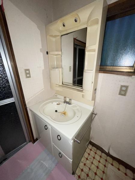 上越市港町１丁目の中古一戸建て