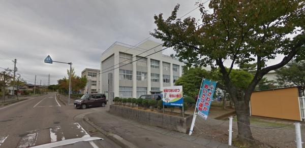 上越市土橋の中古一戸建て(上越市立高志小学校)