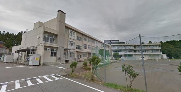 上越市昭和町１丁目の土地(上越市立飯小学校)