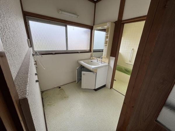 上越市大字富岡の中古一戸建て