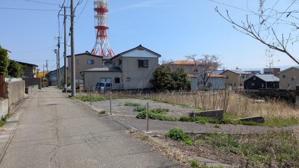土地　上越市西本町３丁目