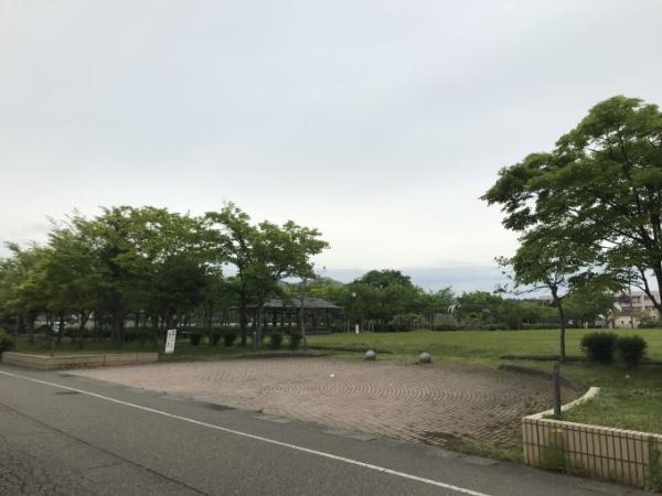 上越市中門前2丁目の土地(春日山公園)