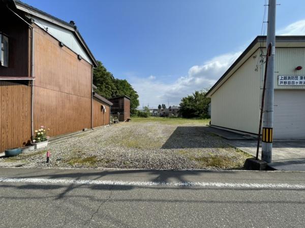 売地　上越市戸野目