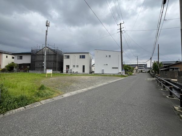 新発田市富塚町１丁目の土地