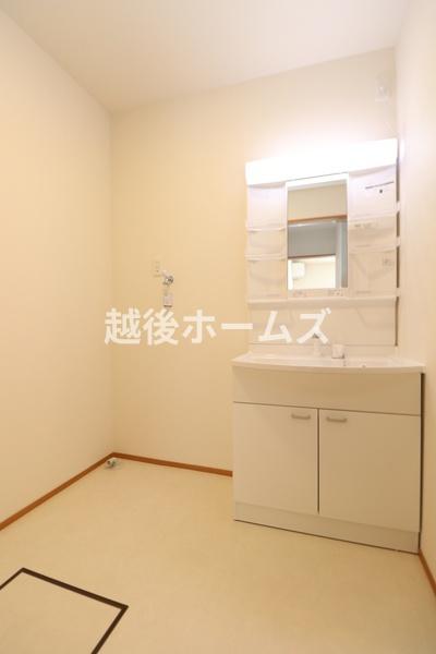 新発田市東新町２丁目の中古一戸建て