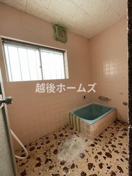 新発田市下小松の中古一戸建て