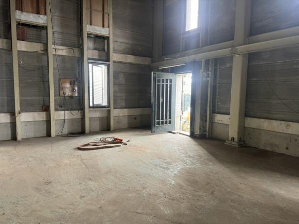 売倉庫　新発田市上小松