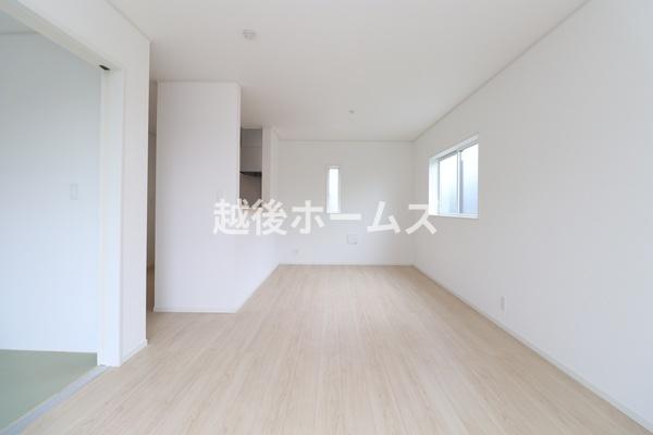 新築戸建　東区白銀１丁目　第７　クレイドルガーデン