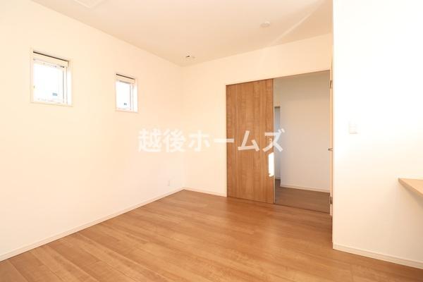新潟市東区船江町２丁目の中古一戸建て