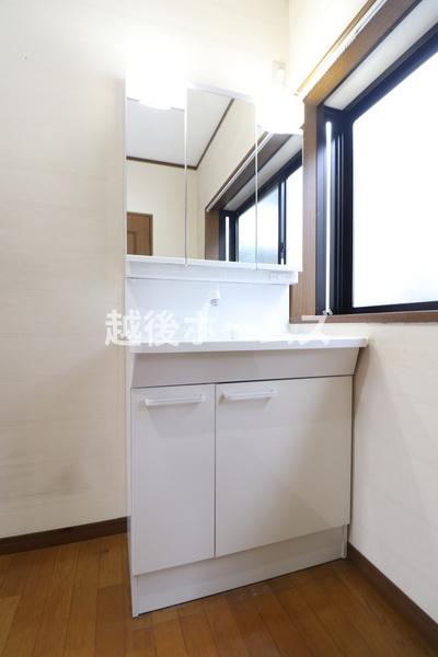 新潟市東区中山８丁目の中古一戸建て