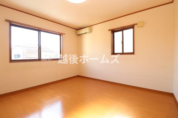 新潟市東区中木戸の中古一戸建て