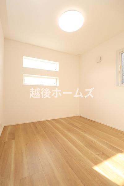 Ｂ棟　東区白銀１丁目　テイラーハウス