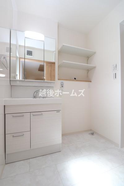 新潟市東区津島屋６丁目の中古一戸建て