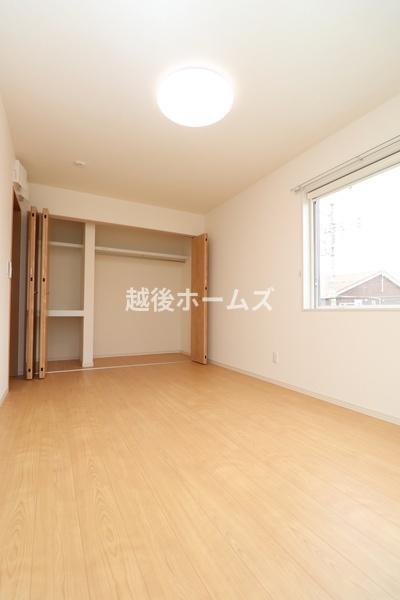 新潟市東区石山４丁目の中古一戸建て