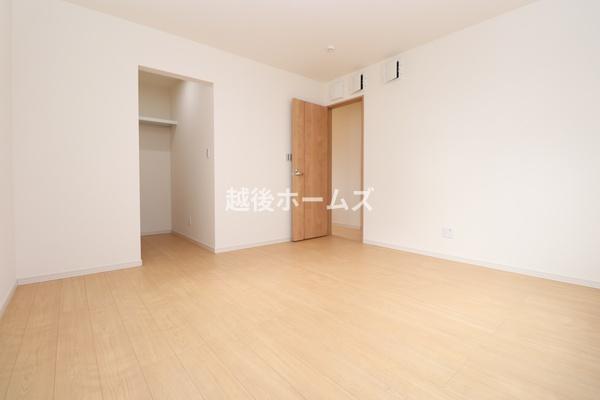 新潟市東区石山４丁目の中古一戸建て