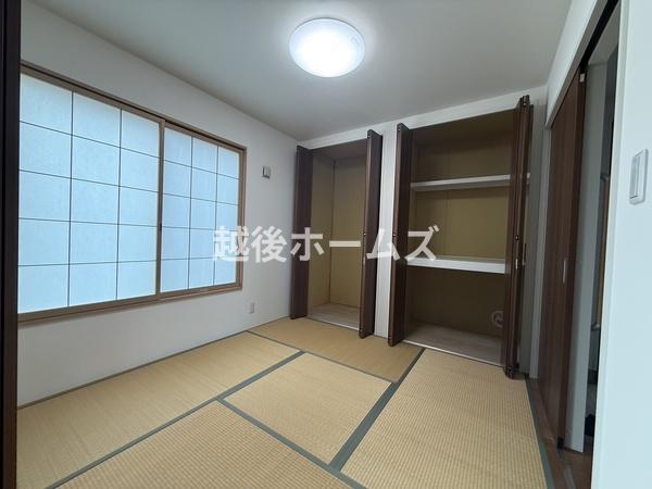 新潟市東区津島屋４丁目の中古一戸建て