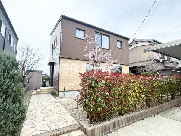 新潟市東区津島屋４丁目の中古一戸建て