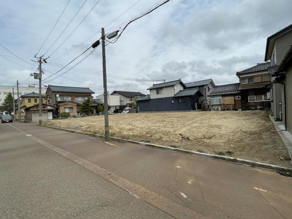 燕市吉田東栄町の土地
