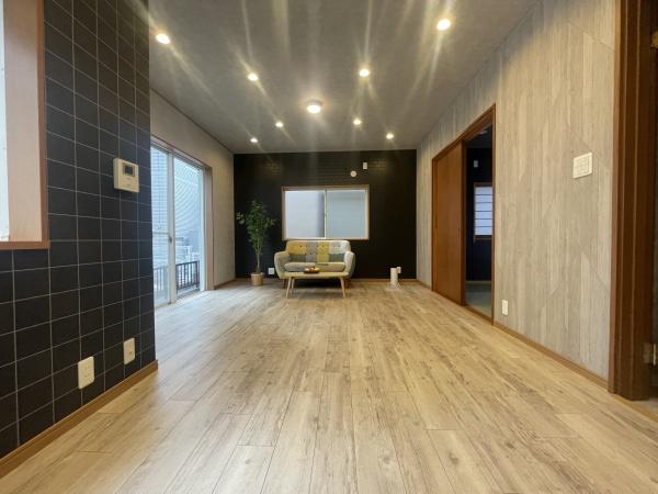 明石市二見町福里　中古戸建