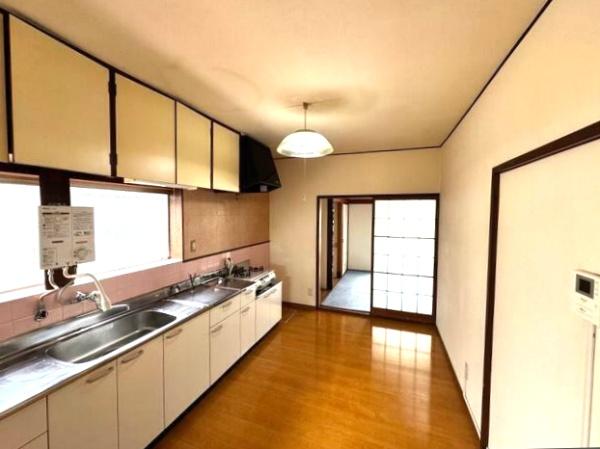 高砂市荒井町小松原４丁目の中古一戸建
