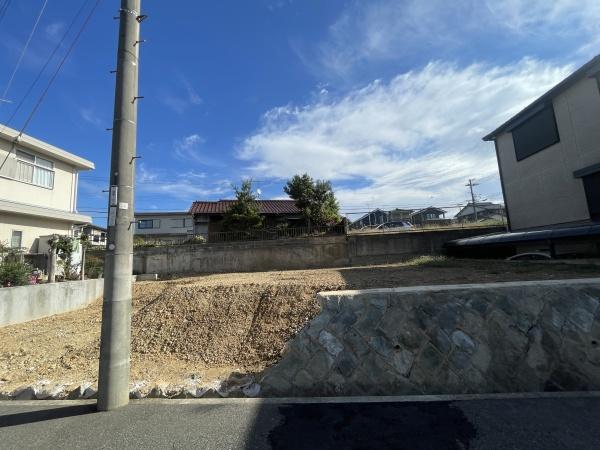 明石市魚住町錦が丘1丁目　売土地