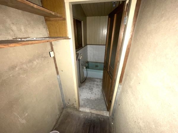 明石市魚住町西岡の中古一戸建て